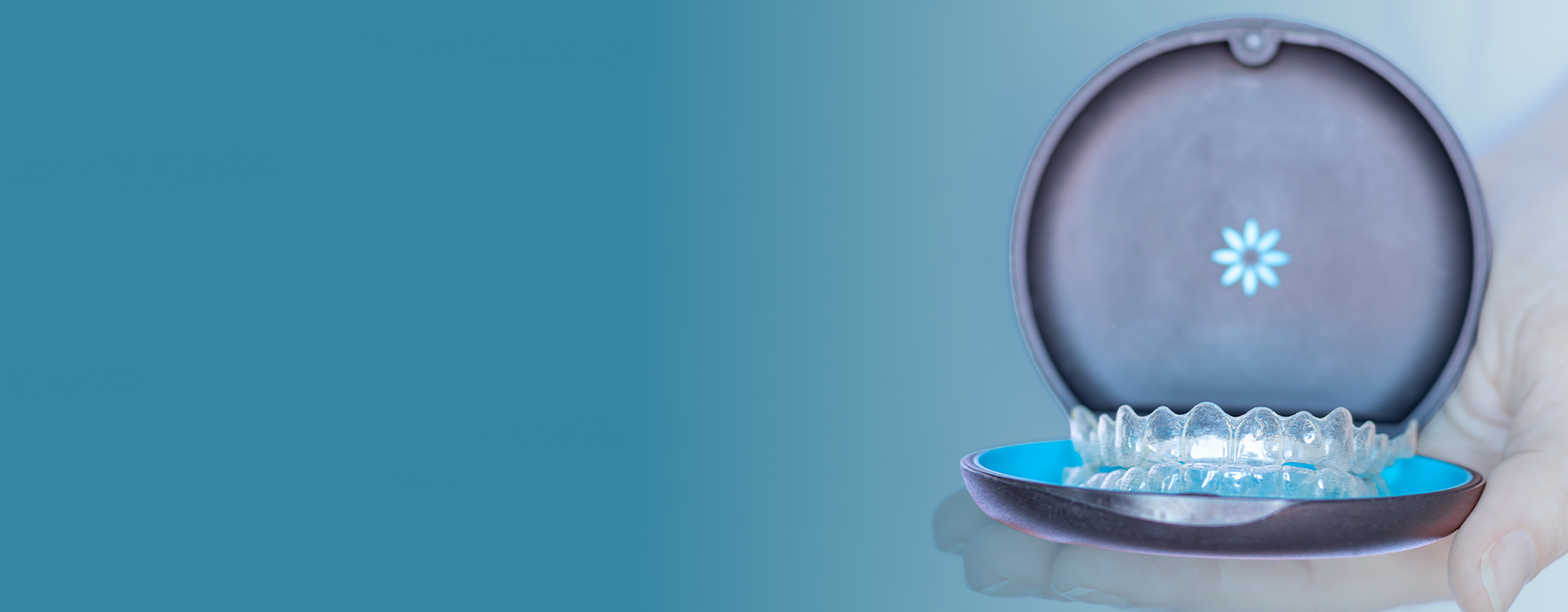 Invisalign Promo Hero